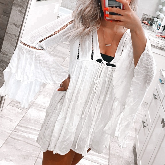 Free People Dresses & Skirts - free people romeo bell sleeve mini dress